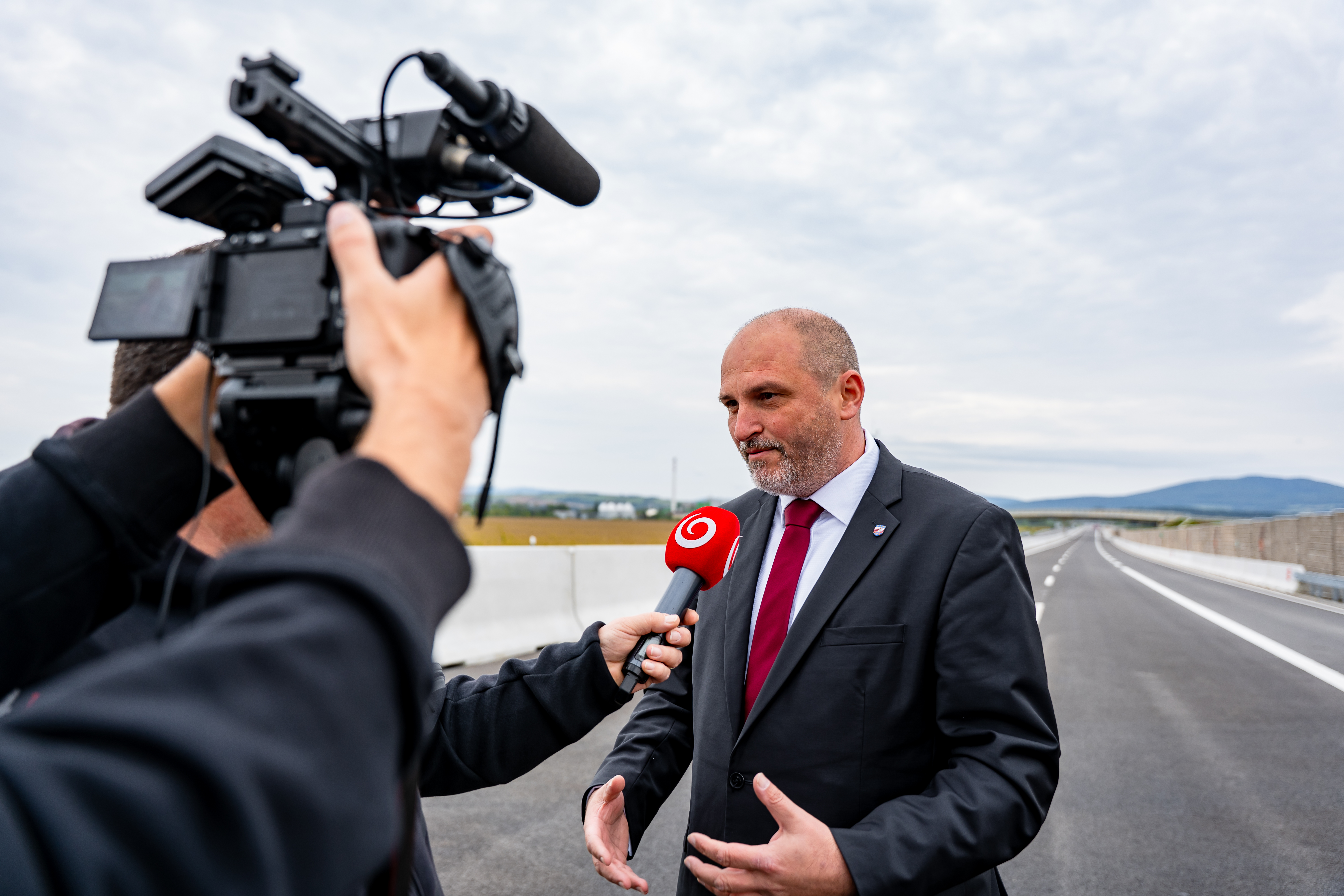 Slavnostne otvorenia useku rychlostnej cesty R2 Kosice, Saca  Kosicke Olsany II. usek -65